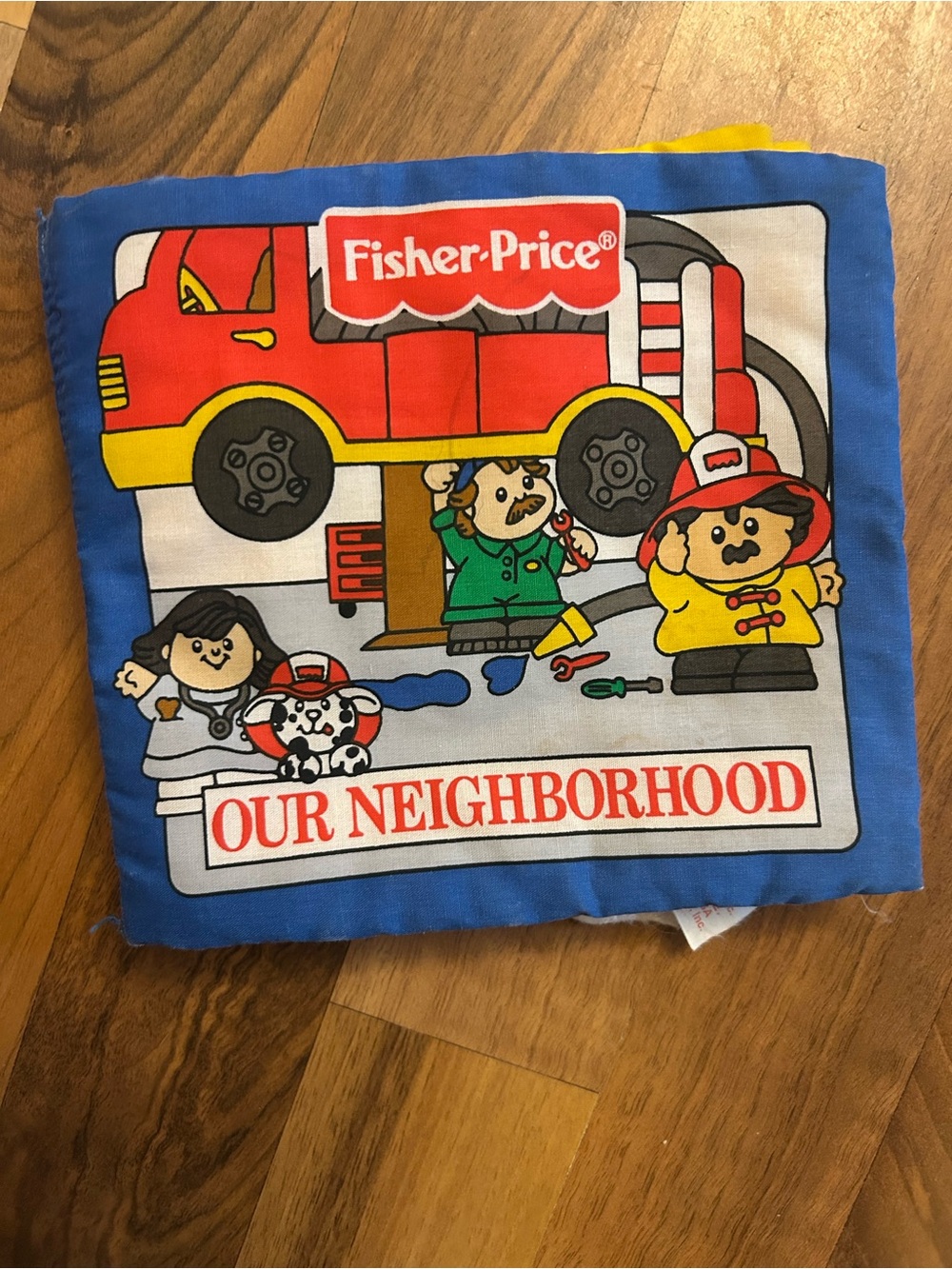 Vintage Fisher-Price 1998 little people SoftPlay Our Neighborhood Cloth Book
